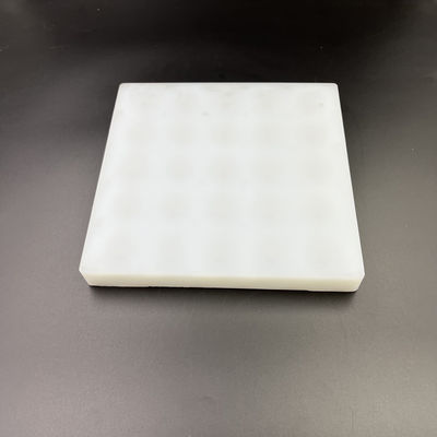 Wiederverwendbare geruchlose Silikon-Hartbonbonformen, praktische Gummibärchen-Formen mit 25 Mulden